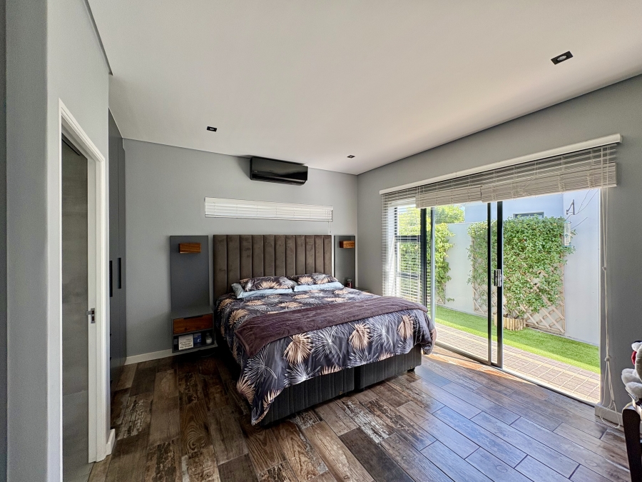 3 Bedroom Property for Sale in Sandown Western Cape